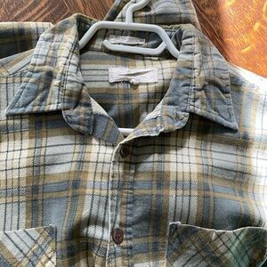 Vintage Fruit of the Loom plaid. Shirt in Blue and Khaki